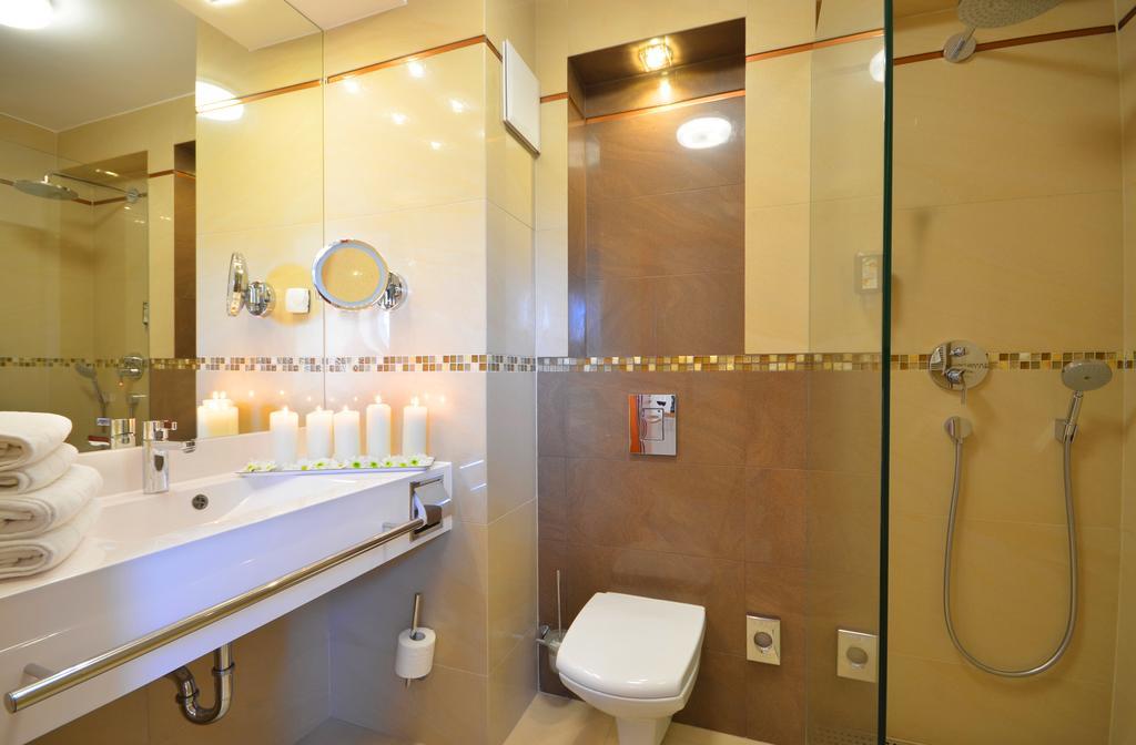 Hotel Hanseatic - Adults Only Kolobrzeg Ngoại thất bức ảnh