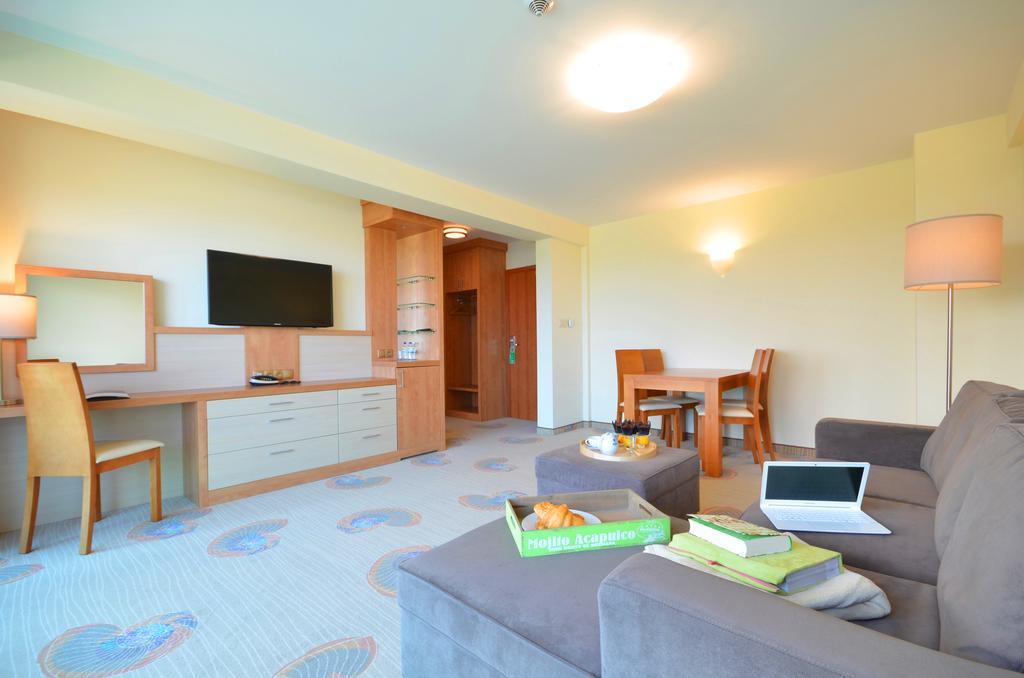 Hotel Hanseatic - Adults Only Kolobrzeg Phòng bức ảnh
